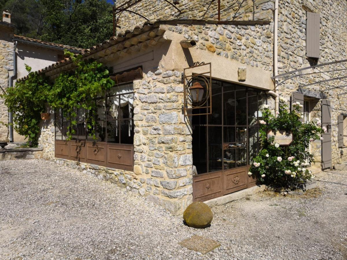 Отель Mas En Baronnies Provencales Eygaliers  Экстерьер фото